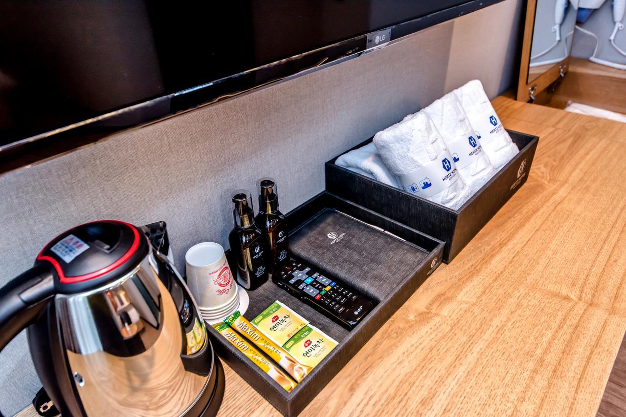 Jeju Hertz Hotel ภายนอก รูปภาพ