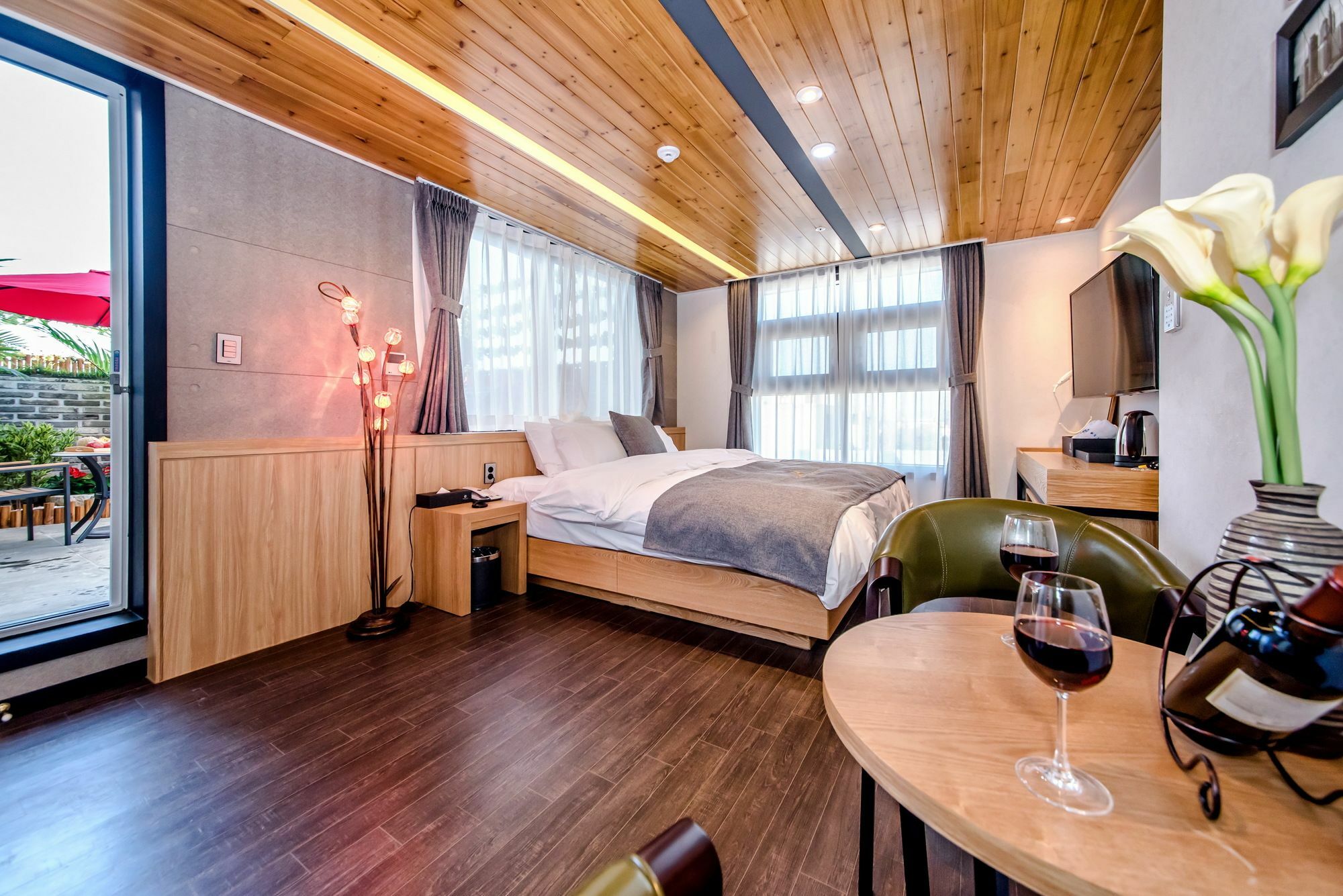 Jeju Hertz Hotel ภายนอก รูปภาพ